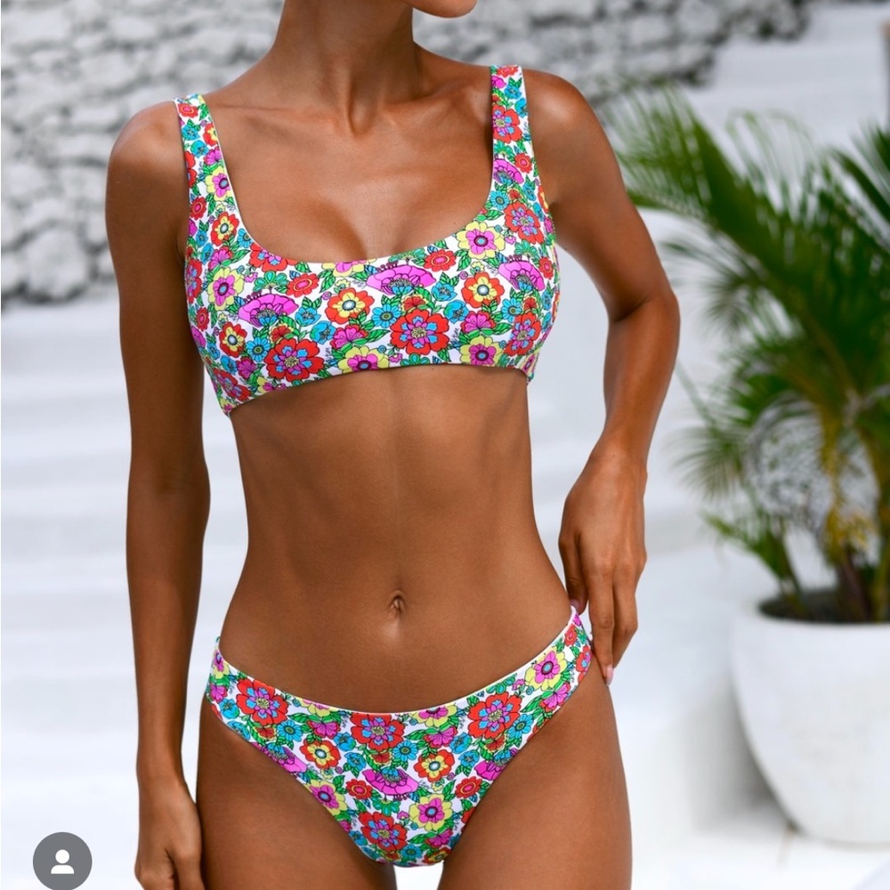 VDM the label reversible bikini set